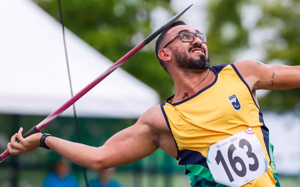Cícero Nobre é ouro no lançamento de dardo F55/56 nos Jogos Parasul-Americanos de Valledupar 2026