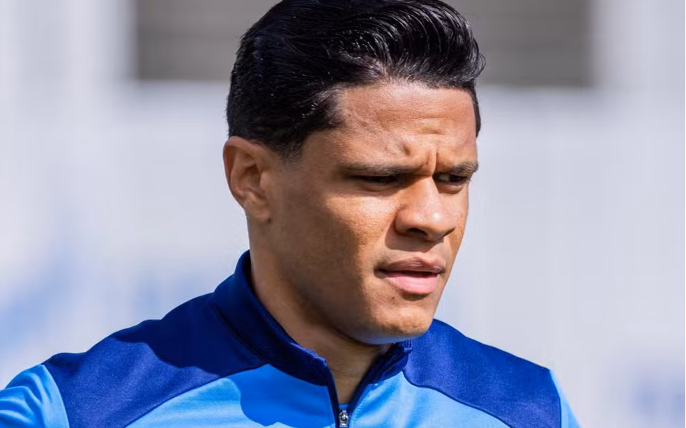 Douglas Santos se reapresenta ao Zenit e destaca experiência de Copa do Mundo