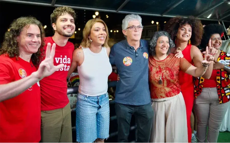 Evento pró-Lula com autora da PEC 6x1 reúne multidão em João Pessoa